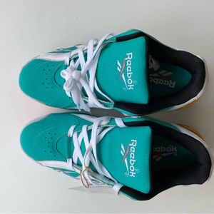 Reebok Kamikaze Low Basketball Shoes